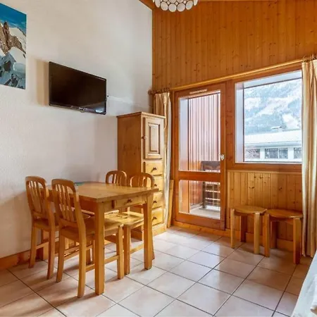 Apt 6-95580 *